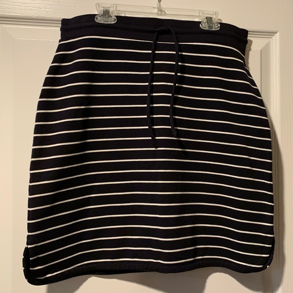 Talbots Dresses & Skirts - TALBOTS ATHLETIC STYLE SKIRT NAVY/WHITE STRIPED SIZE SMALL NWT!